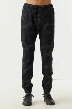 Mens Camo Print Basic Jogger