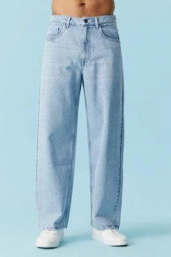 Mens Light Wash Wide Leg Jean Online Exclusive