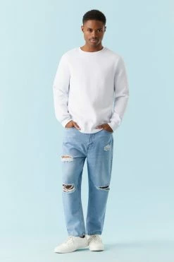 Mens Distressed Light Wash Cropped Baggy Jean