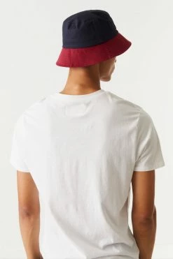 Mens Online Exclusive Urban Heritage Patch Two Tone Bucket Hat