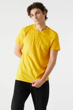 Mens Basic Henley T-Shirt