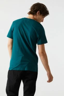 Mens Basic Henley T-Shirt