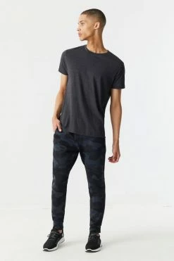 Mens Camo Print Tech Fleece Active Jogger Online Exclusive 11 Mens Camo Print Tech Fleece Active Jogger Online Exclusive