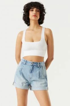 Stitches Ladies Refuge Jeans Refuge Light Wash Pleated Denim Mom Short