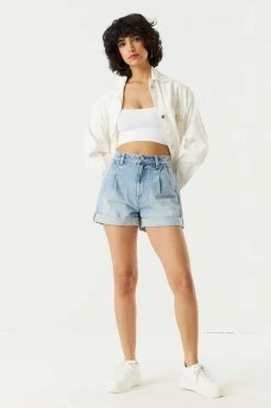 Stitches Ladies Refuge Jeans Refuge Light Wash Pleated Denim Mom Short