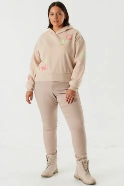 Urban Ladies Plus Plus Size Graphic Cropped Hoodie