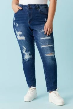 Stitches Ladies Plus Size Distressed Dark Wash Boyfriend Jean