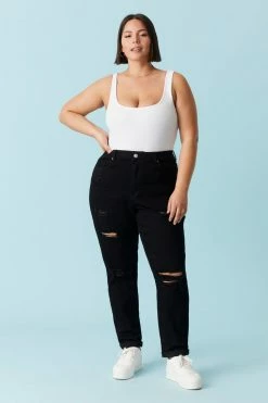 Stitches Ladies Plus Size Distressed Black Wash Mom Jean