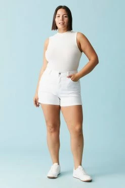 Stitches Ladies Plus Size High-Rise White Wash Rolled Hem Push-Up Denim Short Bottoms