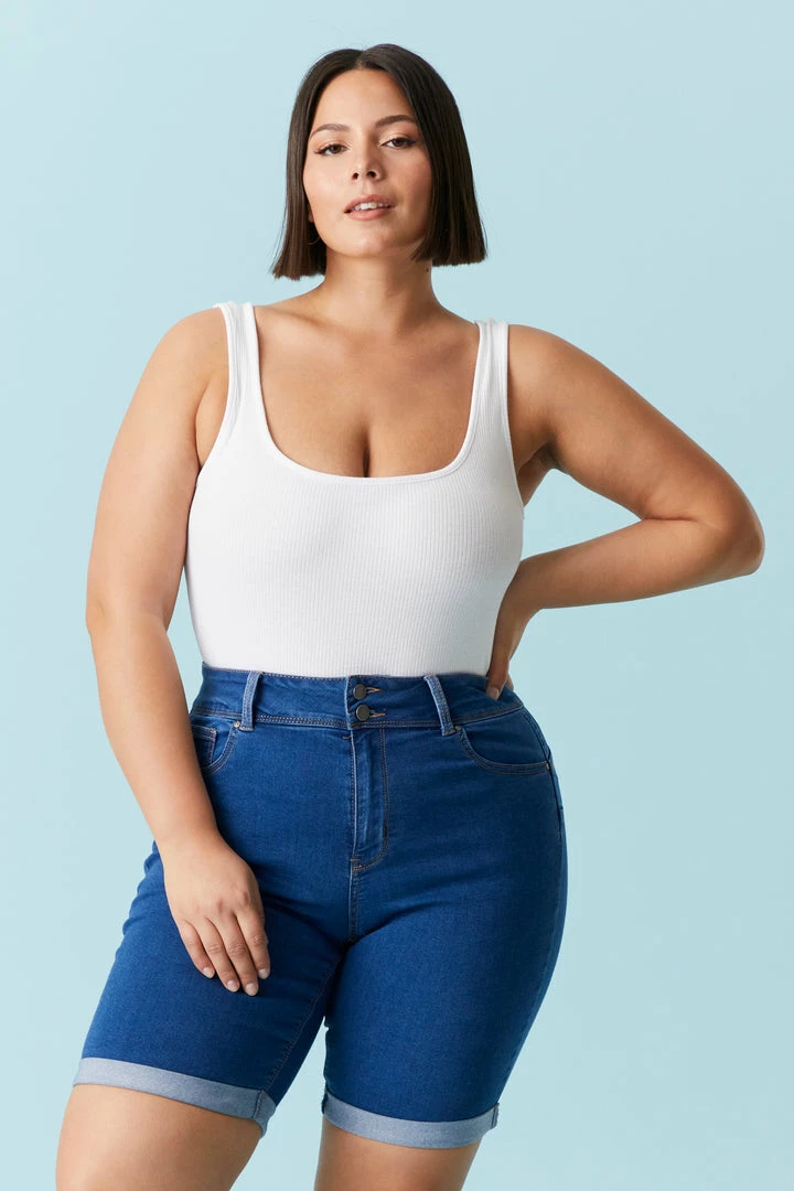 Stitches Ladies Bottoms Plus Size Double Button High-Rise Medium Wash Bermuda Short 1 Stitches Ladies Bottoms Plus Size Double Button High-Rise Medium Wash Bermuda Short